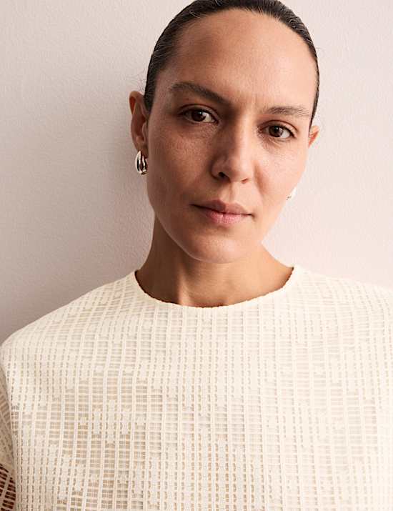 Top en coton orné de dentelle fleurie