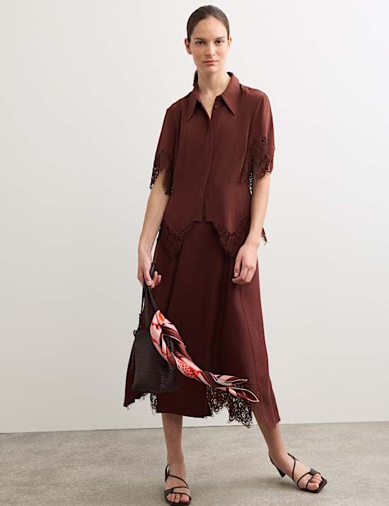 Camisa 100 % seda con inserto de encaje