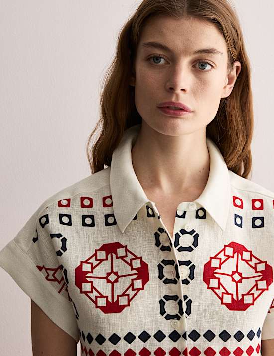 Top 100 % lin imprimé à petites manches et encolure