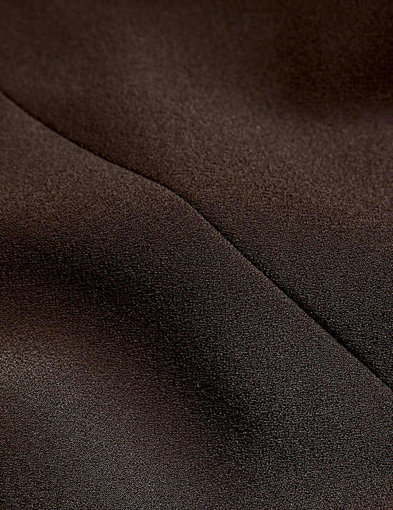 Blazer Crepe Lipat Silang Tunggal Tersesuai