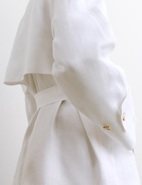 Manteau style trench coupe courte 100 % lin