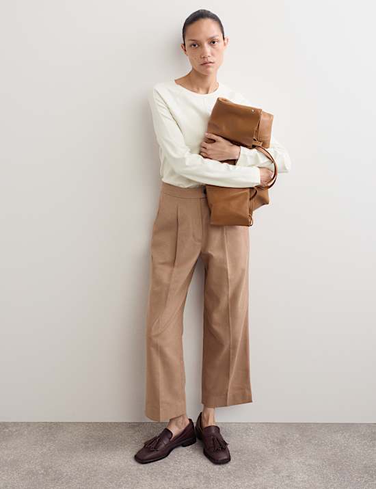 Ribbed Seam Detail Long Sleeve Top