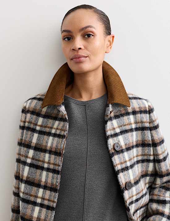 Ribbed Seam Detail Long Sleeve Top
