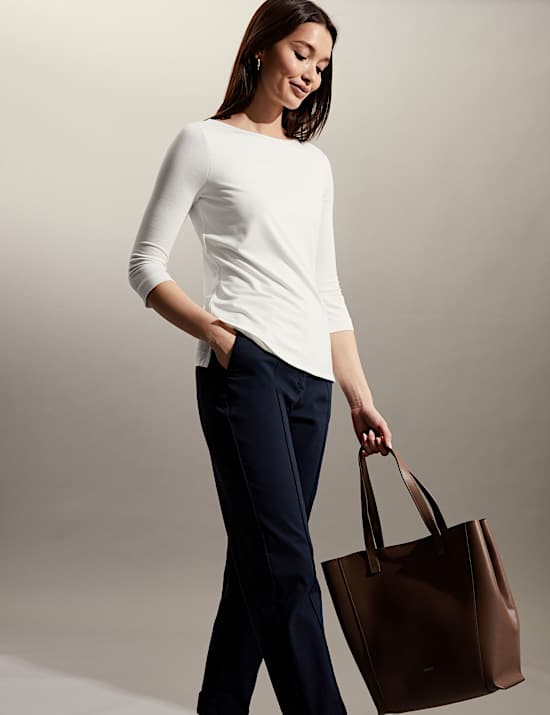 Slash Neck 3/4 Sleeve Top