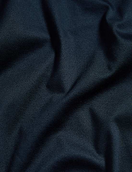 T-shirt boxy à col en V en coton mercerisé