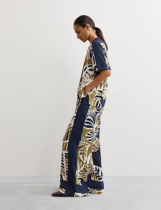 Leaf Print Drawstring Wide Leg Trousers