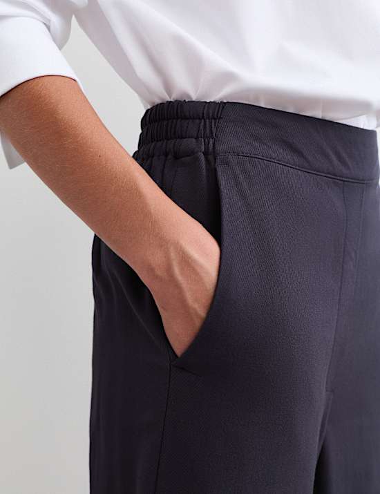 Pantalon coupe fusel&eacute;e avec laine