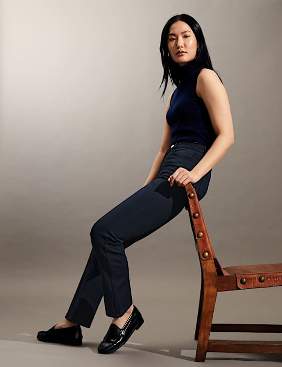 Celana Panjang Straight Leg 5 Saku