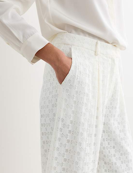 Pantalon jambe droite en coton m&eacute;lang&eacute; et dentelle