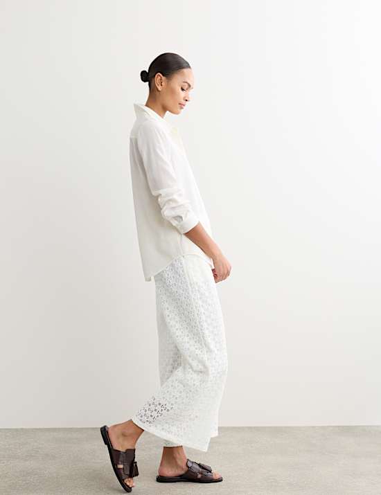 Pantalon jambe droite en coton m&eacute;lang&eacute; et dentelle