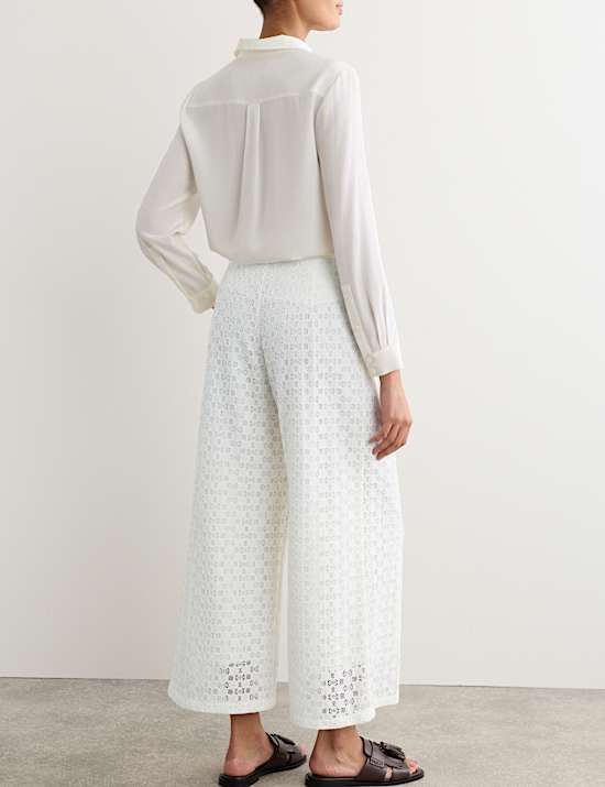 Pantalon jambe droite en coton m&eacute;lang&eacute; et dentelle
