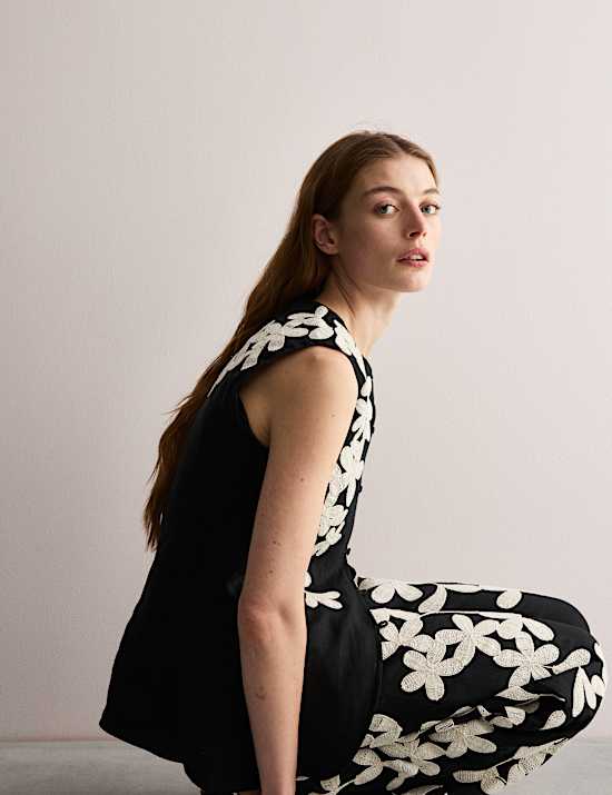 Παντελόνι με φαρδιά μπατζάκια και κέντημα από 100% λινό