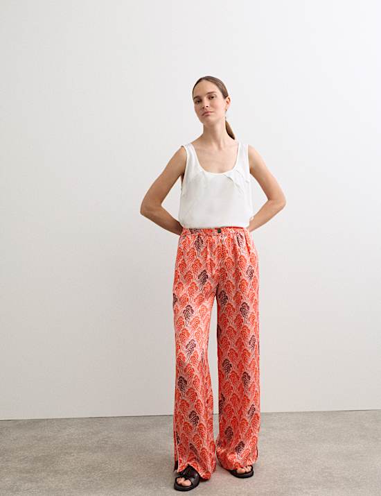 Pantal&oacute;n de pata ancha estampado