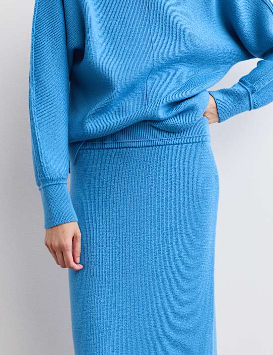 Pure Merino Wool Midi Knitted Skirt
