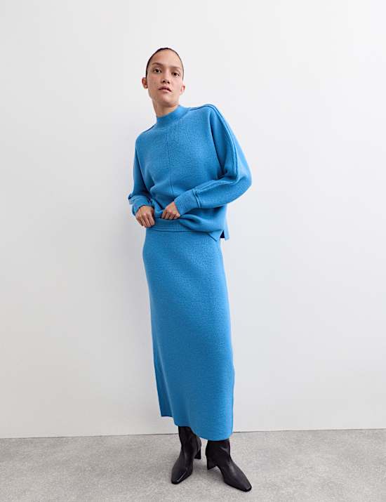 Pure Merino Wool Midi Knitted Skirt