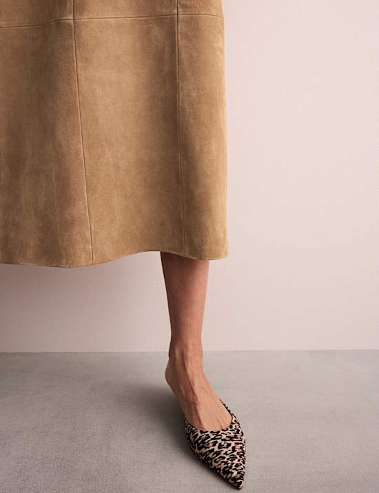 Jupe midi coupe droite en daim