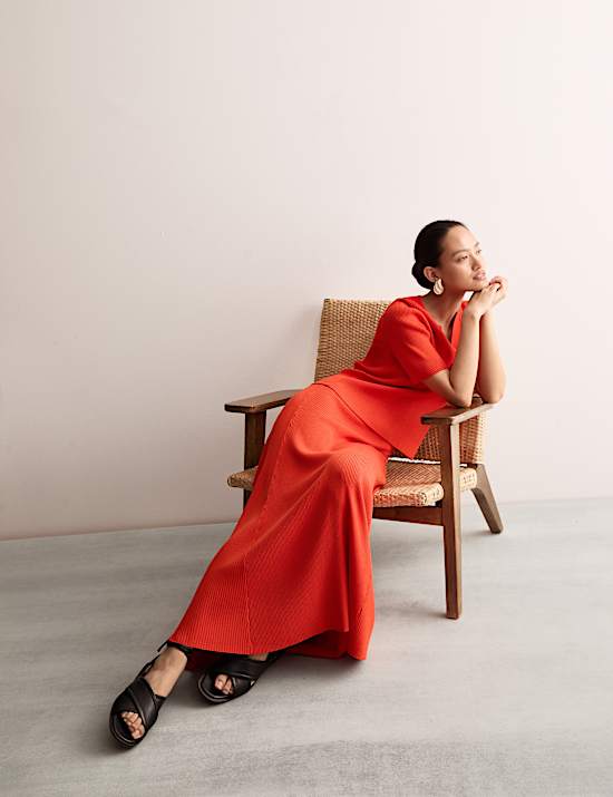 Ribbed Knitted Midaxi A-Line Skirt