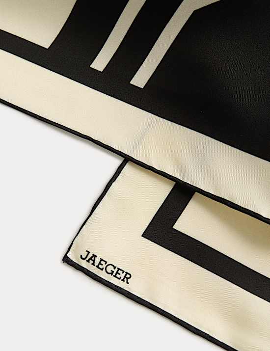 Sjaal van zuiver zijde met geometrisch motief