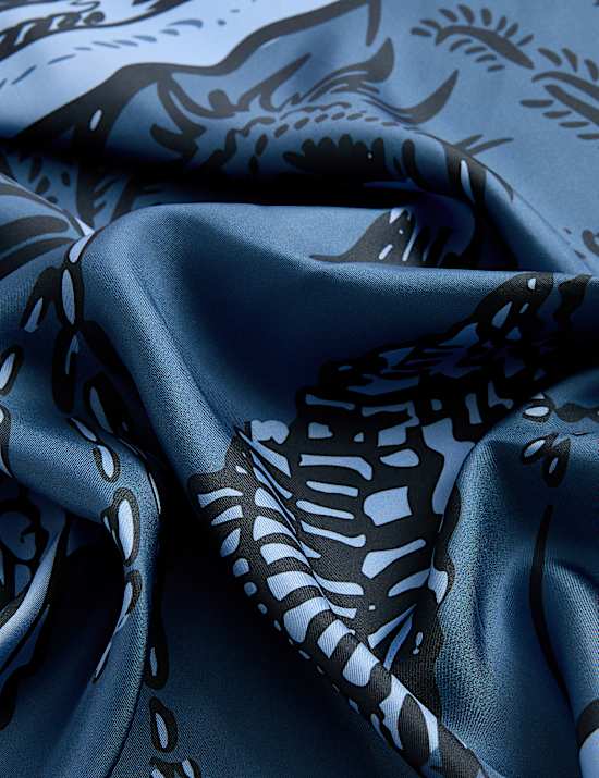 Vierkante sjaal van pure zijde met zeebloemenprint