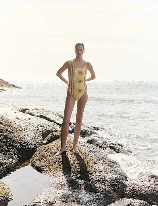 Maillot de bain &agrave; encolure carr&eacute;e et imprim&eacute;