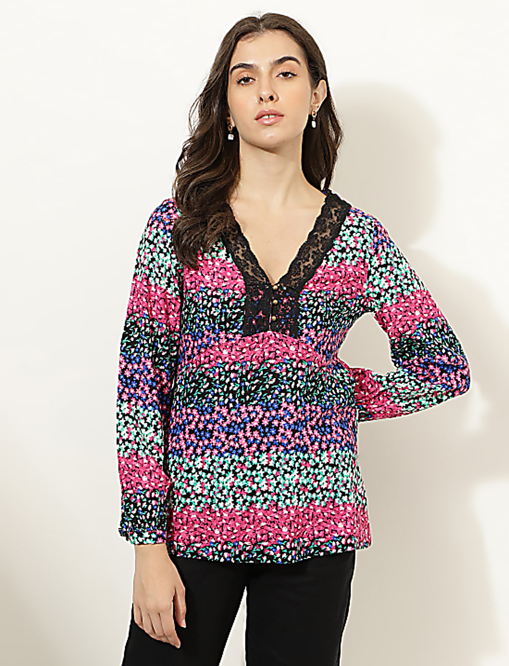 Linen Blend Printed V-Neck Top