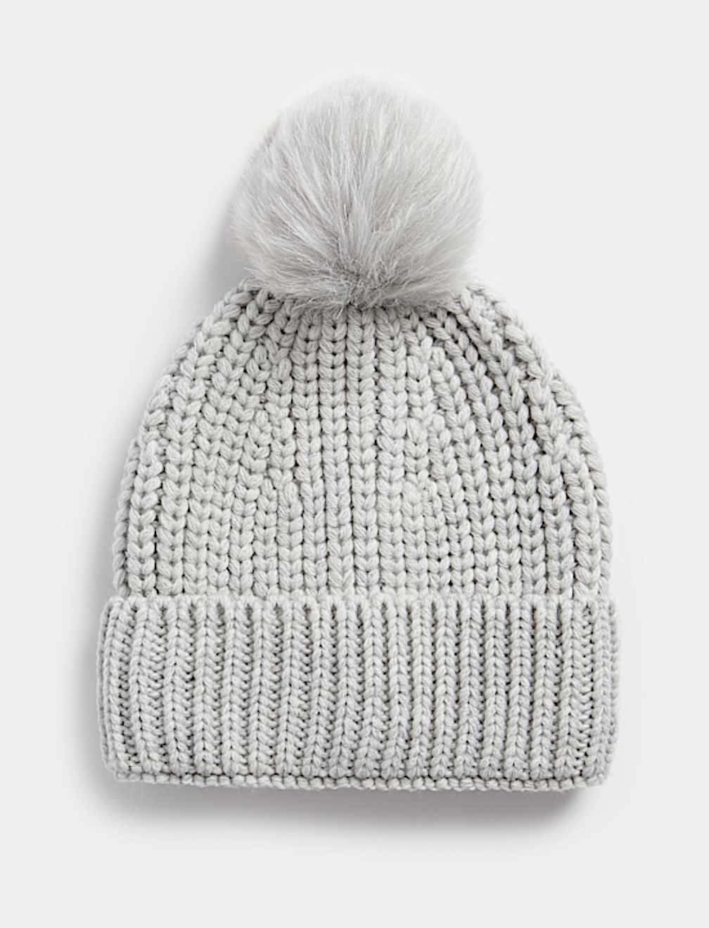 Pom Pom Beanie