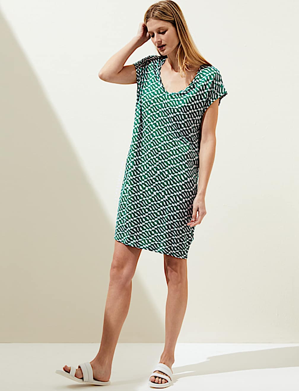 Jersey Printed V-Neck Mini T-Shirt Dress
