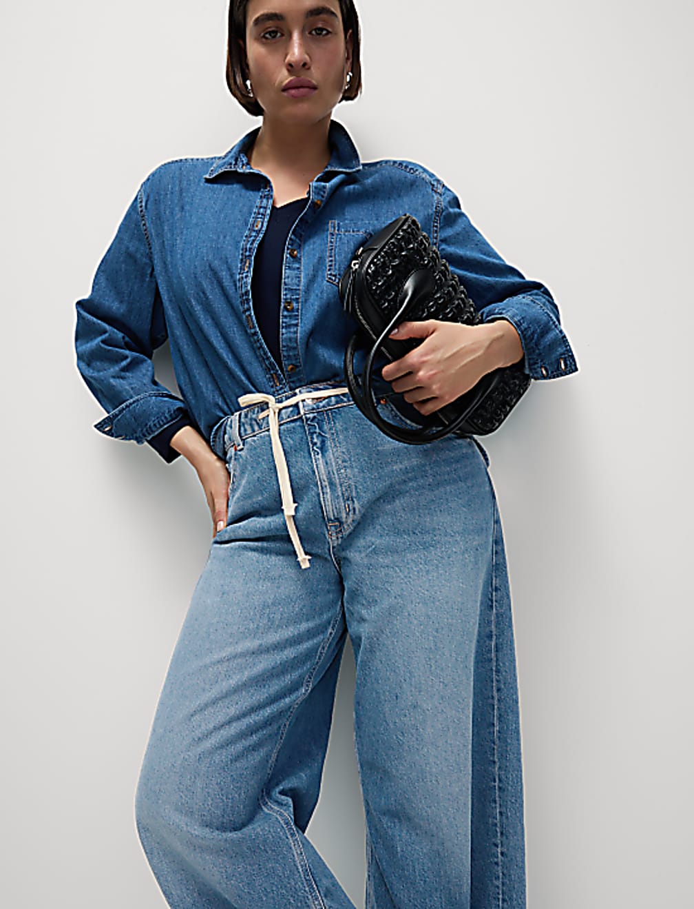 Mid Rise Wide Leg Jeans with Lyocell