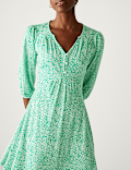 Jersey Printed V-Neck Waisted Dress