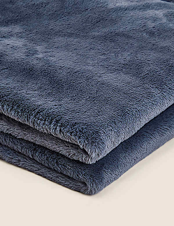 Supersoft Faux Fur Throw