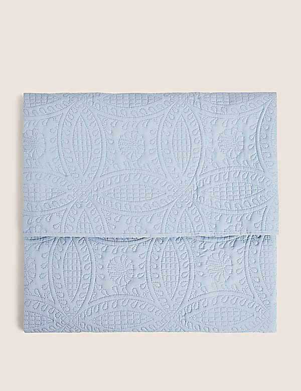 Quilted Pinsonic Bedspread