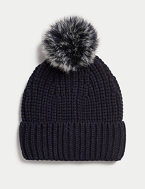 Pom Pom Beanie