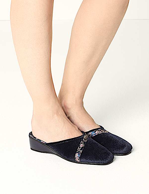 Floral Braid Wedge Heel Mule Slippers