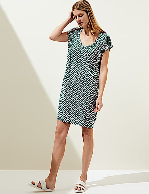Jersey Printed V-Neck Mini T-Shirt Dress