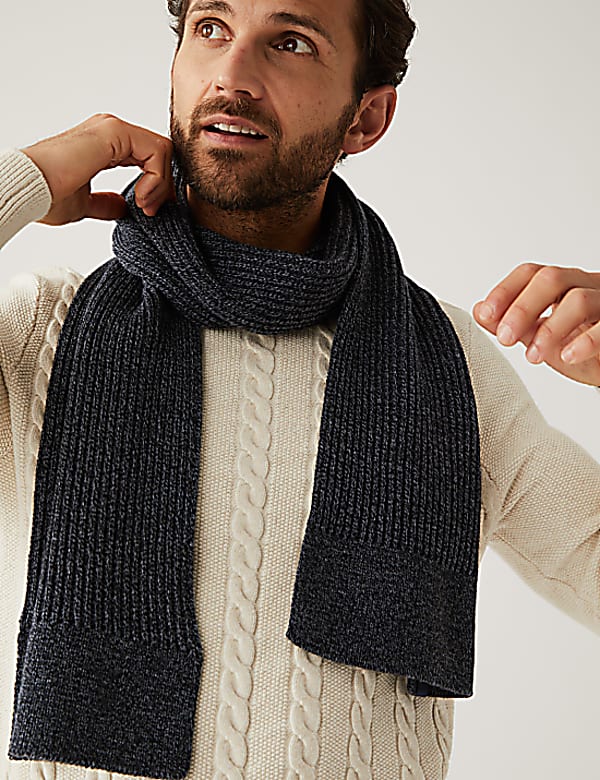 Knitted Textured Scarf