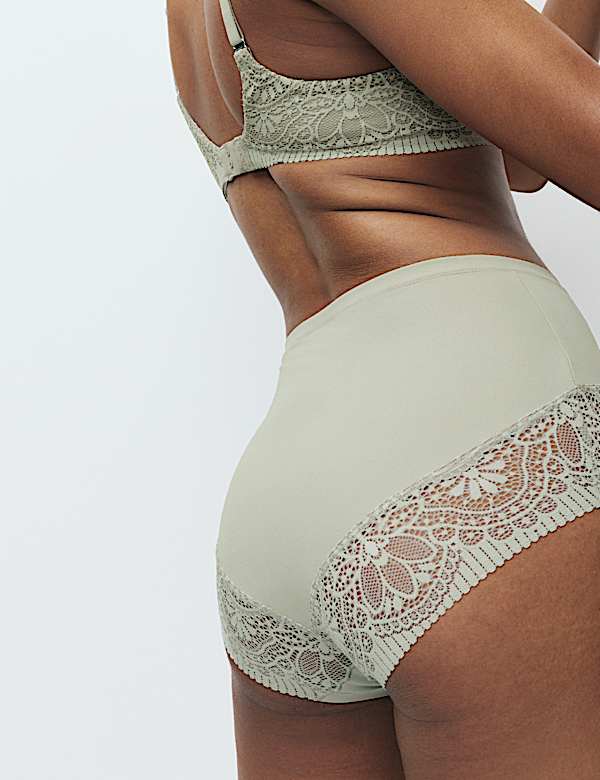 Body Soft&trade; Wired Plunge T-Shirt Bra Set A-E - ID