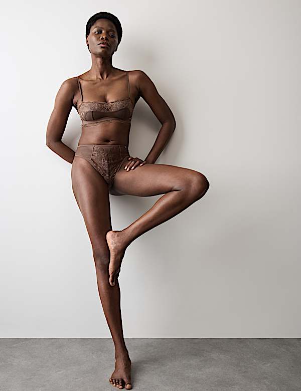 Savannah Lace Non Wired Bralette Set