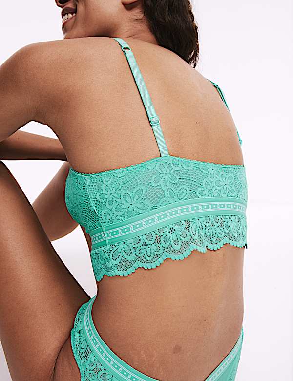 Set Bralette Tanpa Kawat Renda Cleo Cup A-E - ID