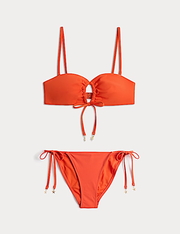 Maillot de bain bandeau rembourr&eacute; nou&eacute; sur le devant - BE