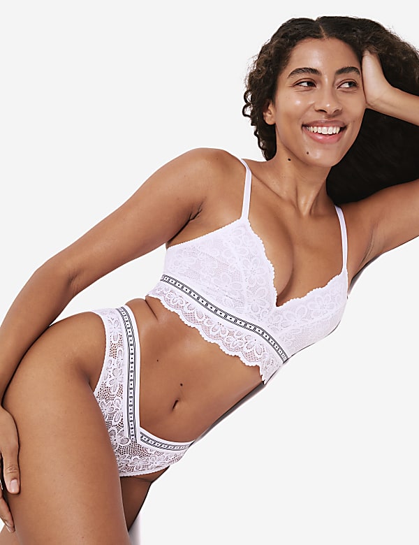 Cleo Lace Non Wired Bralette Set A-E - UA