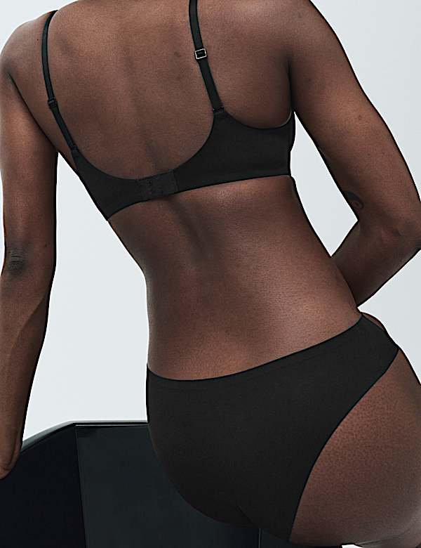 Conjunto de sujetador de copa completa sin aros Body Invisibles&trade; (para copa A-E) - ES