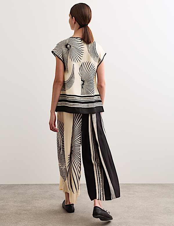 Printed Collarless Top & Trouser Set - GR