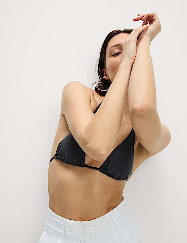 Driehoekige bikini - NL