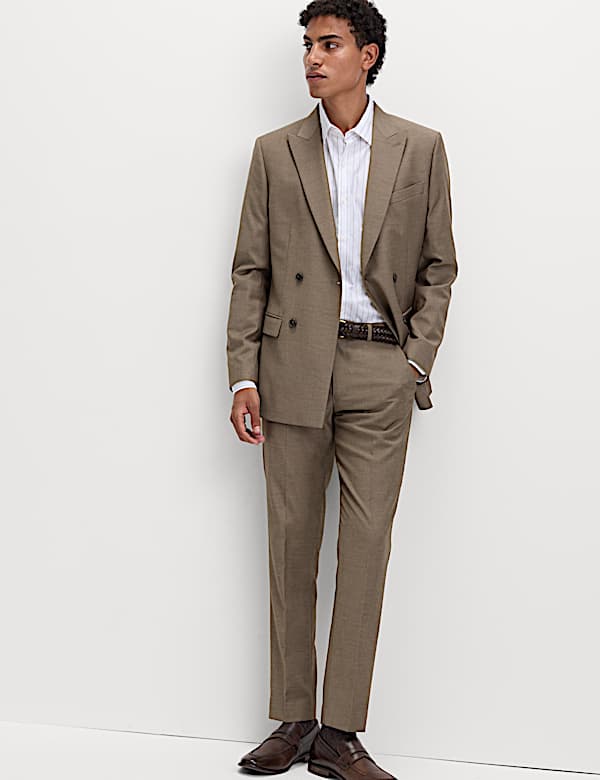 Schmal geschnittener, zweireihiger Anzug - AT