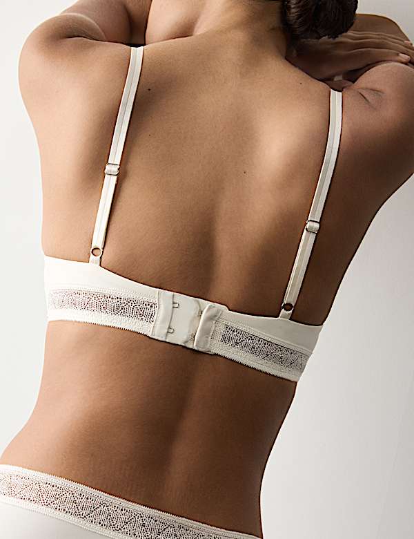 Boston Wired Demi Cup Bra Set A-E - US