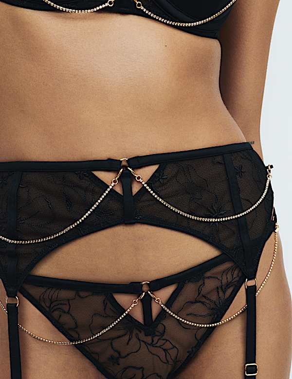 Freya Embroidered Wired Push-Up Balcony Bra & Suspender Set A-E - DK