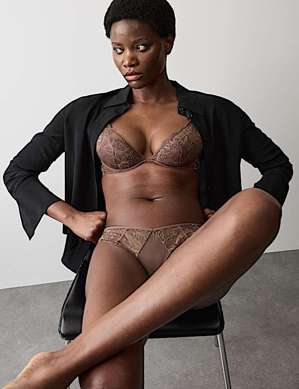 Savannah Lace Wired Plunge Bra Set A-E