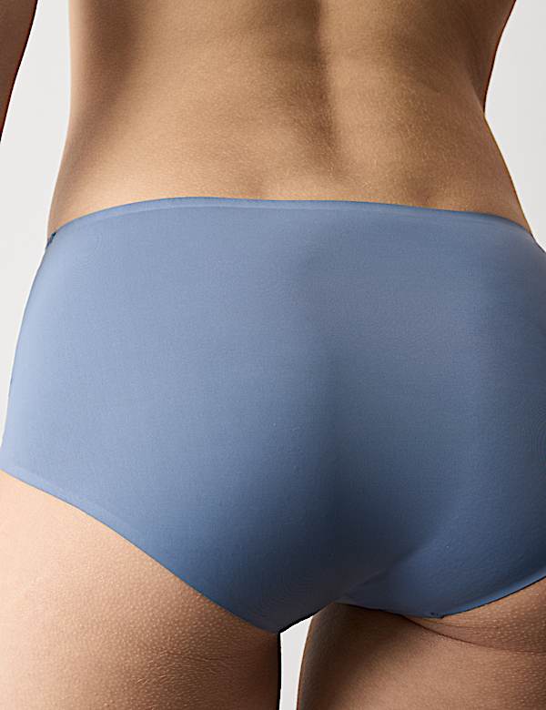 Boston Microfibre Wired Minimiser Bra Set C-G - US