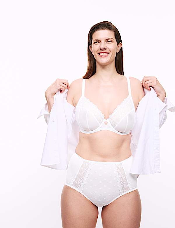 Set Bra Plunge Berkawat Bordir Daisy Cup F-H - ID