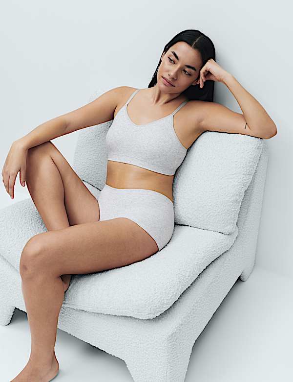 3pk Seamless Non Wired Bralettes Set